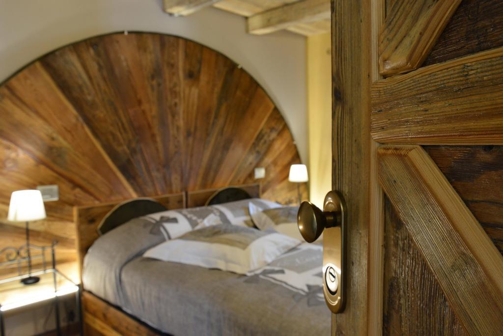 Vecchio Mulino Guest House Aosta Exterior photo