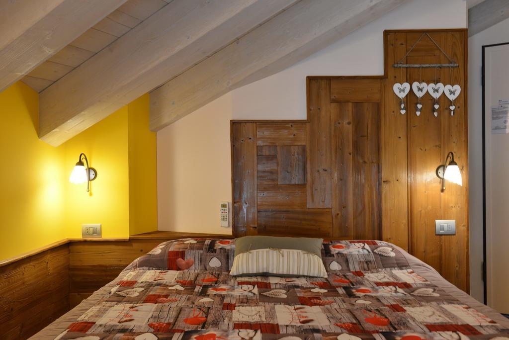 Vecchio Mulino Guest House Aosta Exterior photo
