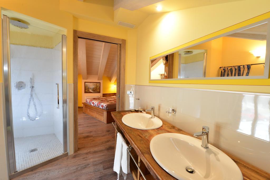 Vecchio Mulino Guest House Aosta Exterior photo