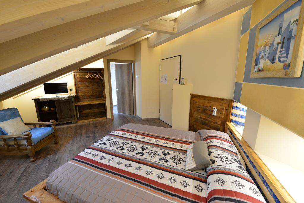 Vecchio Mulino Guest House Aosta Exterior photo